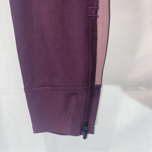 Athleta Allyson Felix Legend Mesh 7/8 Tights Yoga Colorblock Purple Size Small - Picture 5 of 10
